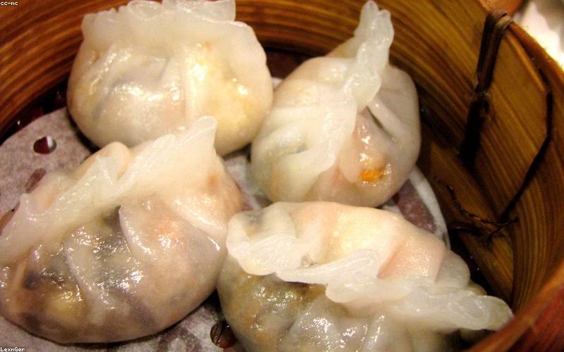 上海本帮美食探店一日 — 从老字号到弄堂小吃